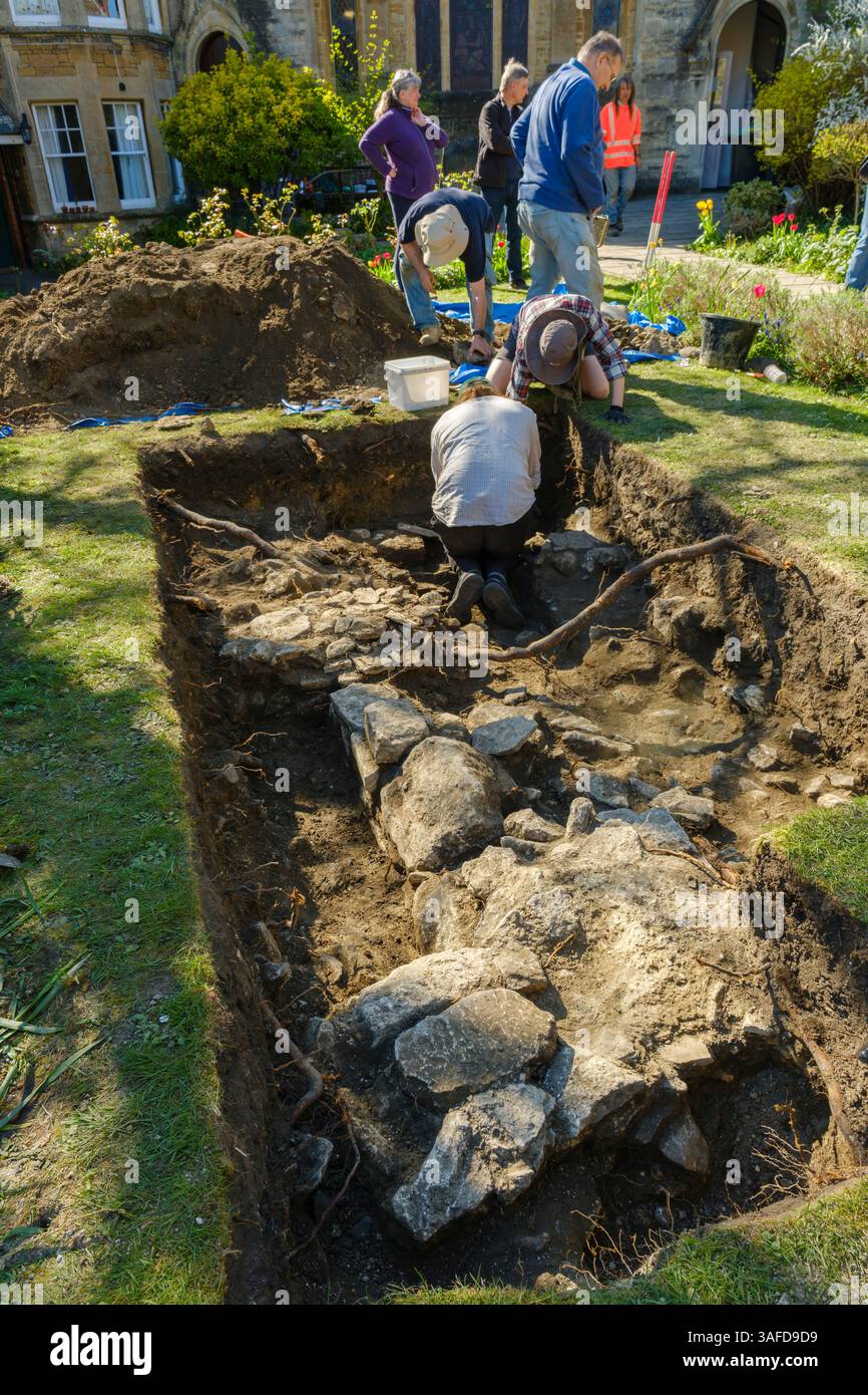 Archaeologist dig hi-res stock photography and images - Alamy