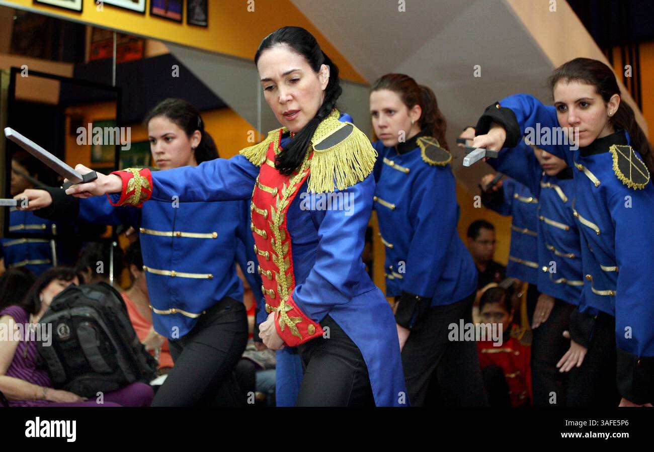 Ensayos de baile hi-res stock photography and images - Alamy