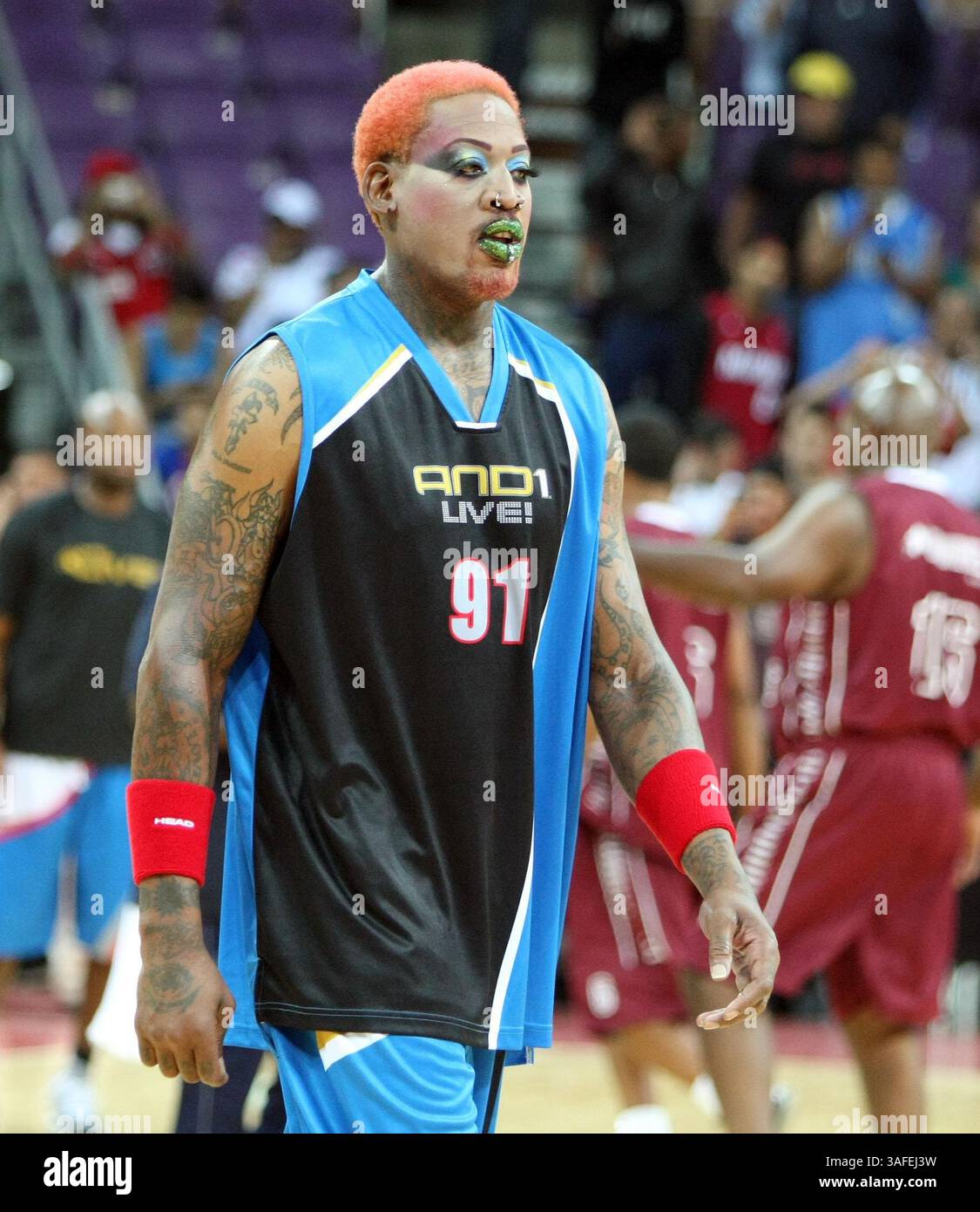 Aug. 4, 2012 - Caracas, DISTRITO CAPITAL, Venezuela - Dennis Rodman, ex  NBA, durante el duelo de las Leyendas de la NBA. Caracas, 04-08-2012(HENRY  DELGADO / EL NACIONAL). Prohibido el uso o, image size:1125x1390