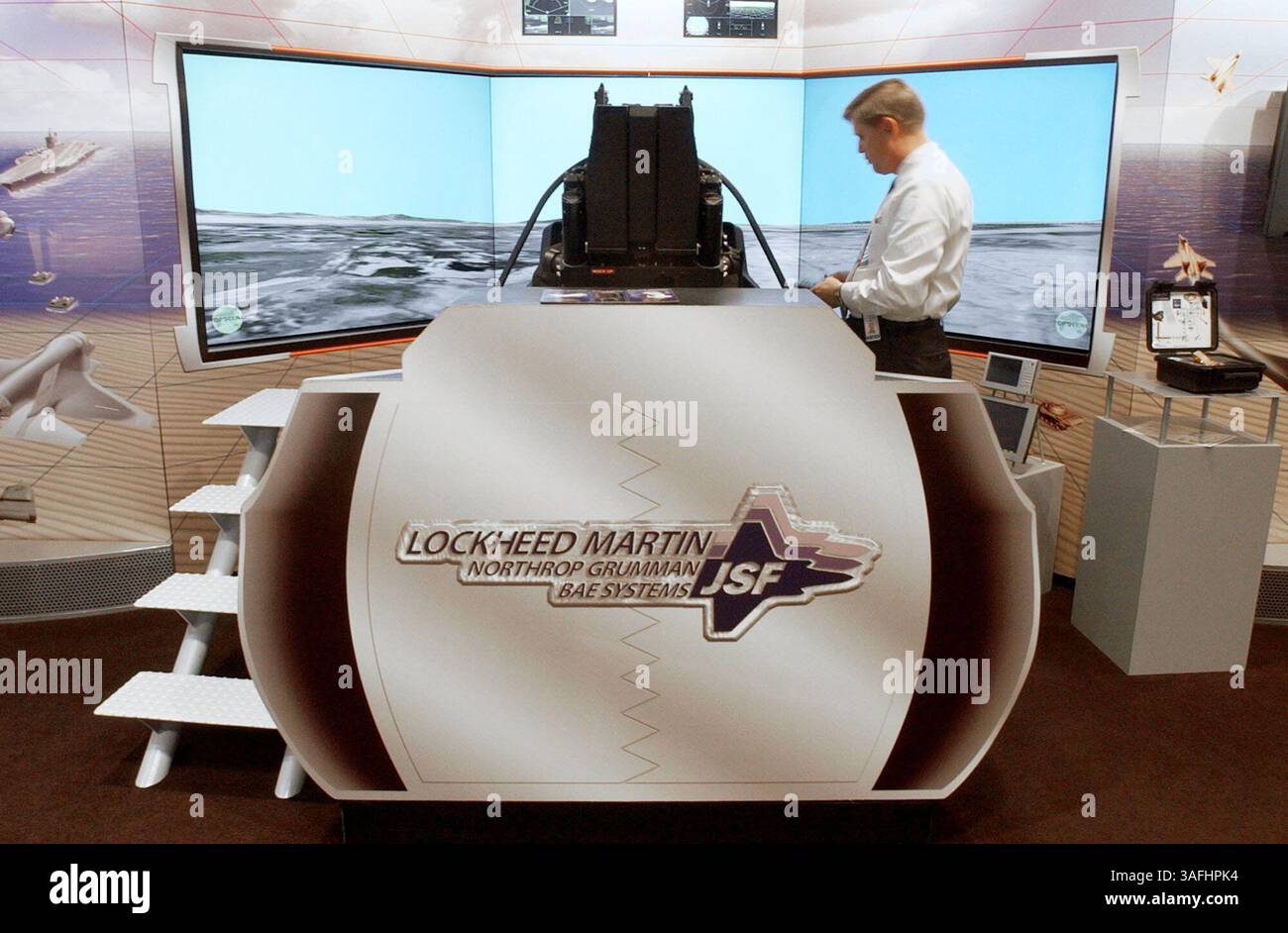 Jsf Program Companies F 35 joint strike fighter program hi-res stock photography and images ...