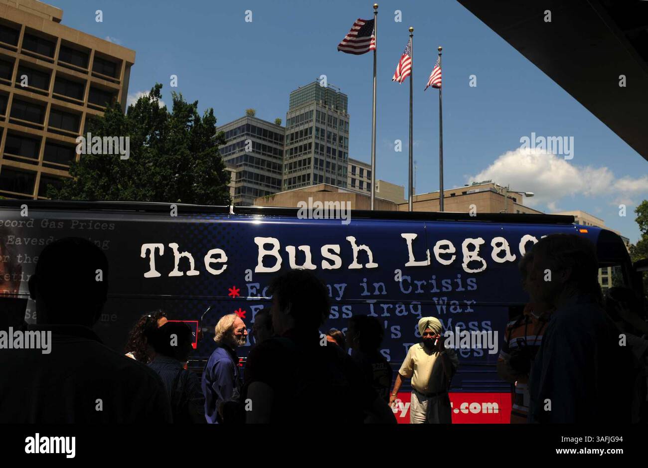 Americans United for Change unveils their ''Bush Legacy'' bus with a ...