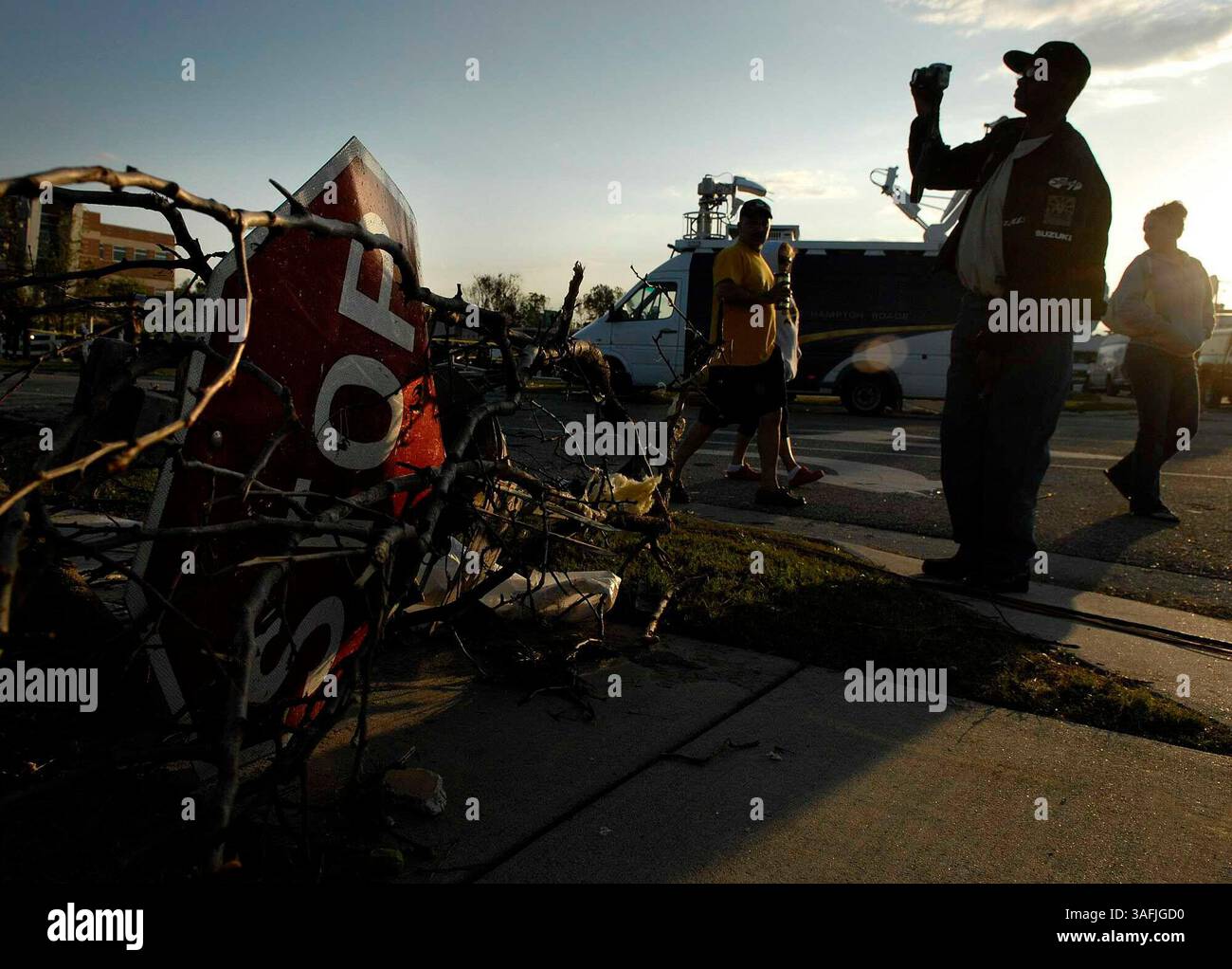 Mangled stop sign hi-res stock photography and images - Alamy