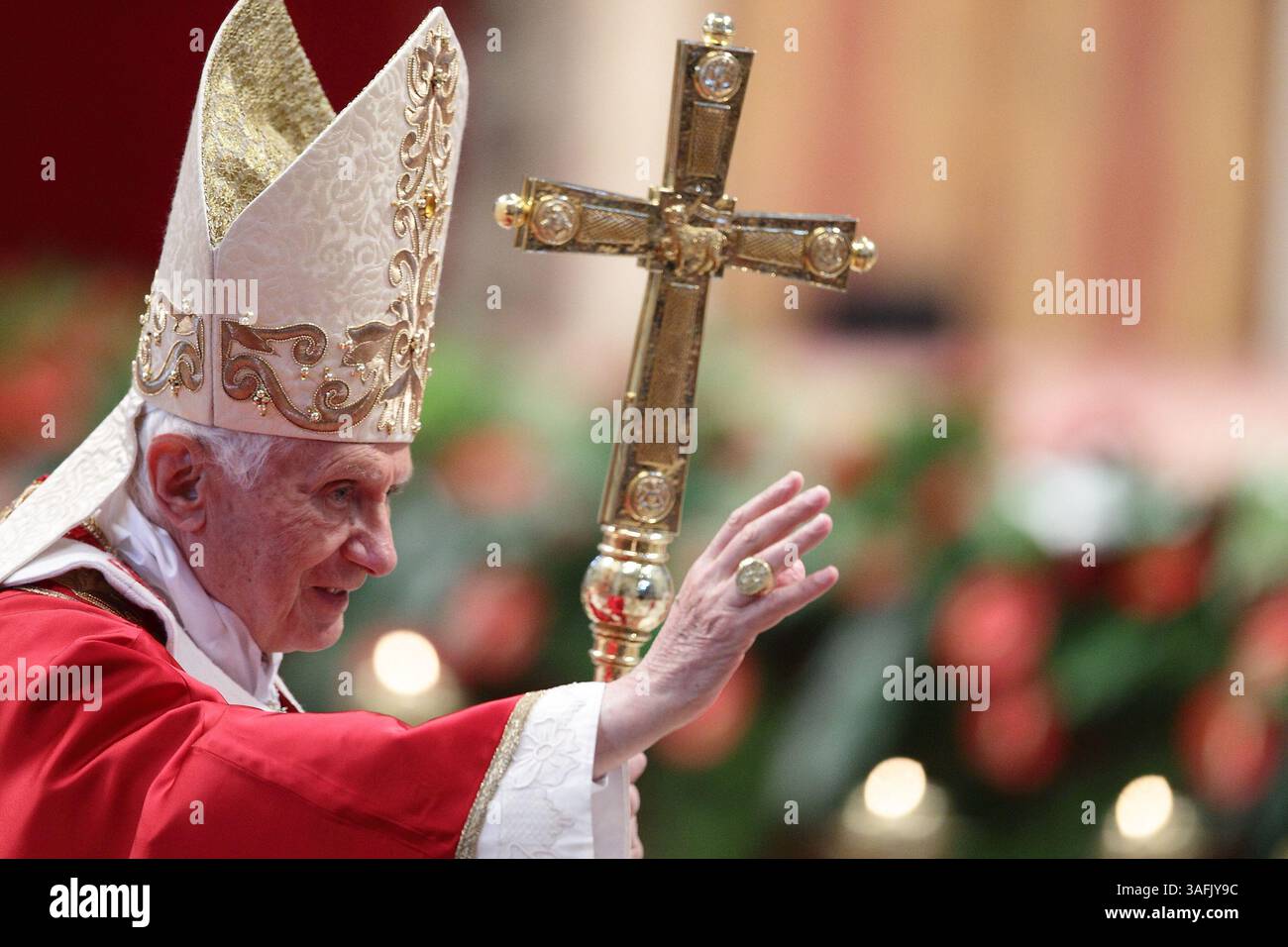 May 27, 2012 - Vatican City - POPE BENEDICT XVI leads the Pentecost ...
