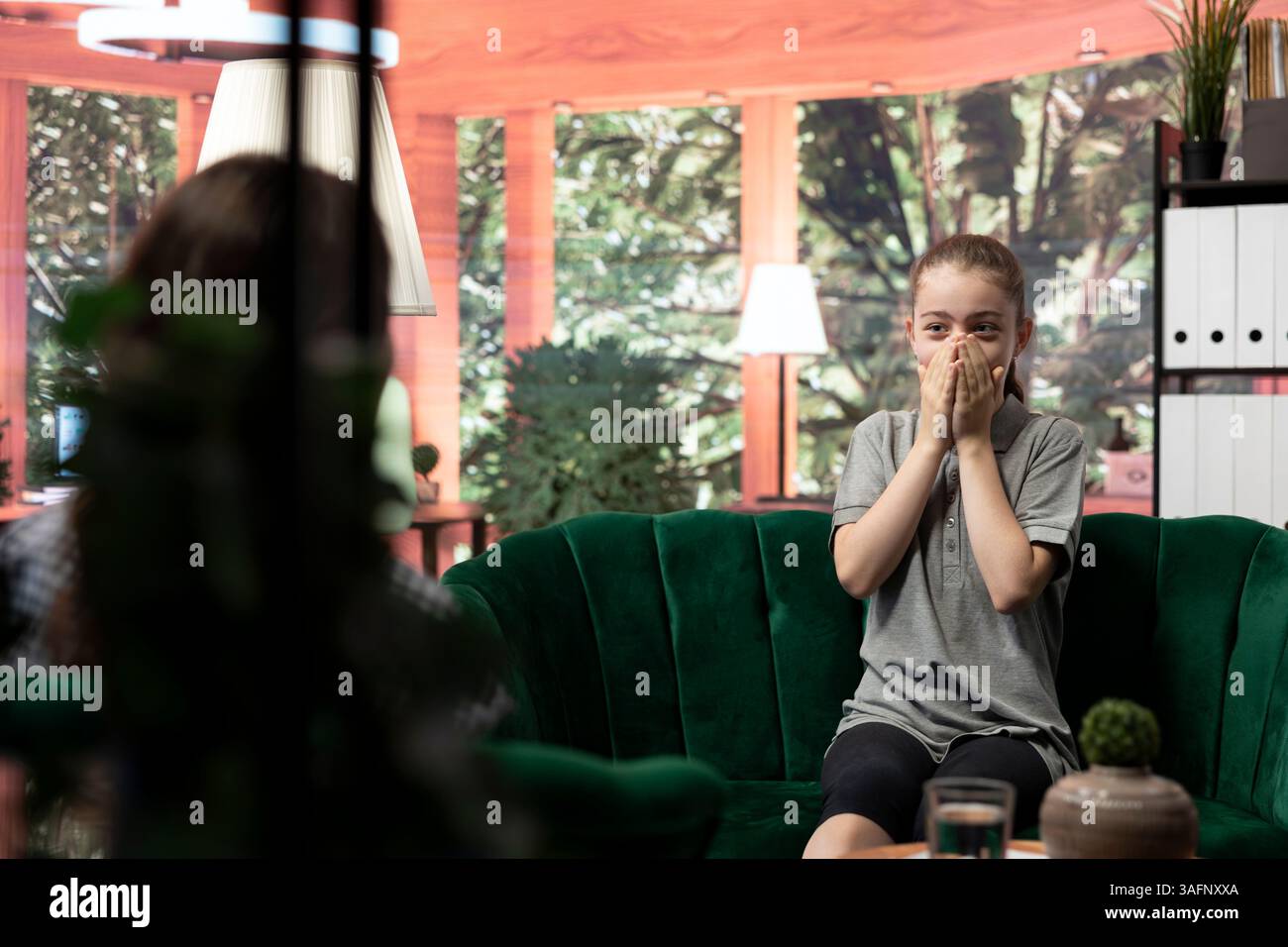 Teen girl in behavioral hi-res stock photography and images - Alamy