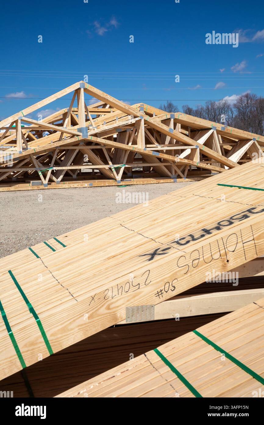 Walhonding, Ohio - Finished roof trusses outside the Hostetler Truss factory. Stock Photo