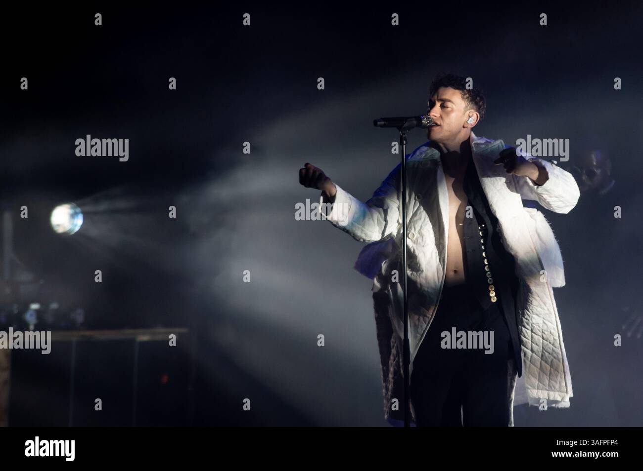 Oliver alexander thornton hi-res stock photography and images - Alamy