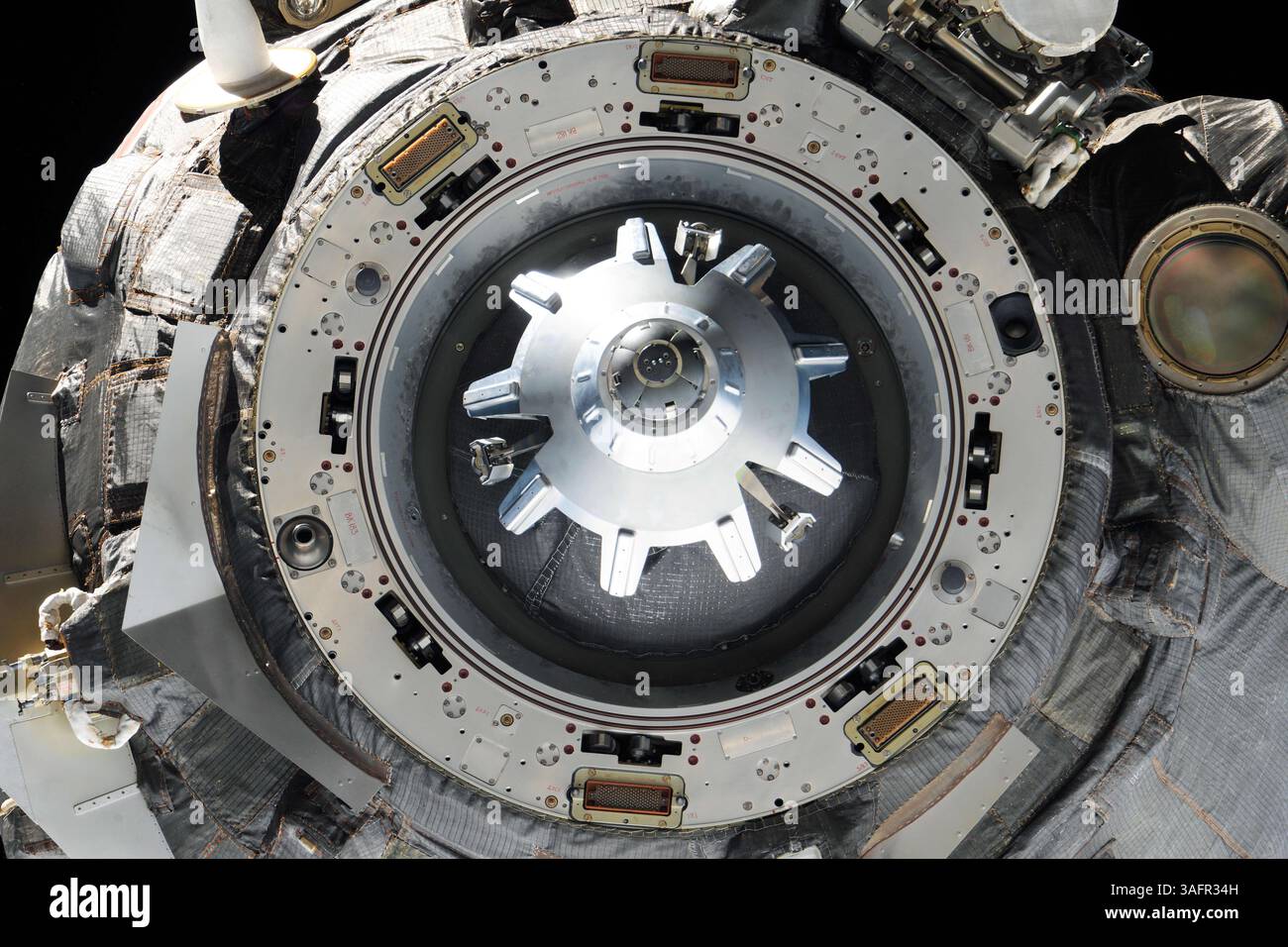 Iss Rassvet Mini a d o hi-res stock photography and images - Alamy