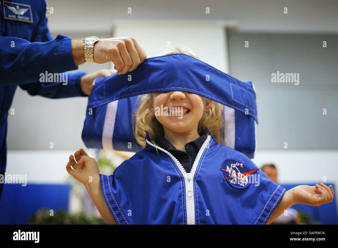 Astronaut sleeping in space hi-res stock photography and images - Alamy