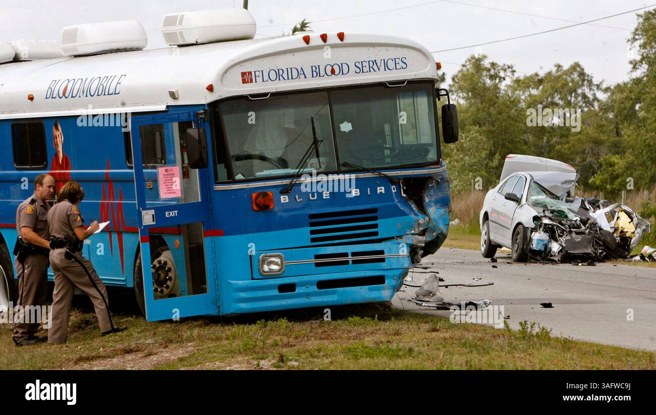CAPTION: (05/24/2007, Shady Hills) Investigators with the Florida Highway Patrol work the scene of a fatal accident involving a Florida Blood Services Bloodmobile bus and a 2007 Toyota Corolla driven by 58-year-old Robert H. Onstad of New Port Richey Thursday (Credit Image: St Petersburg Times/ZUMAPRESS.com) Stock Photo