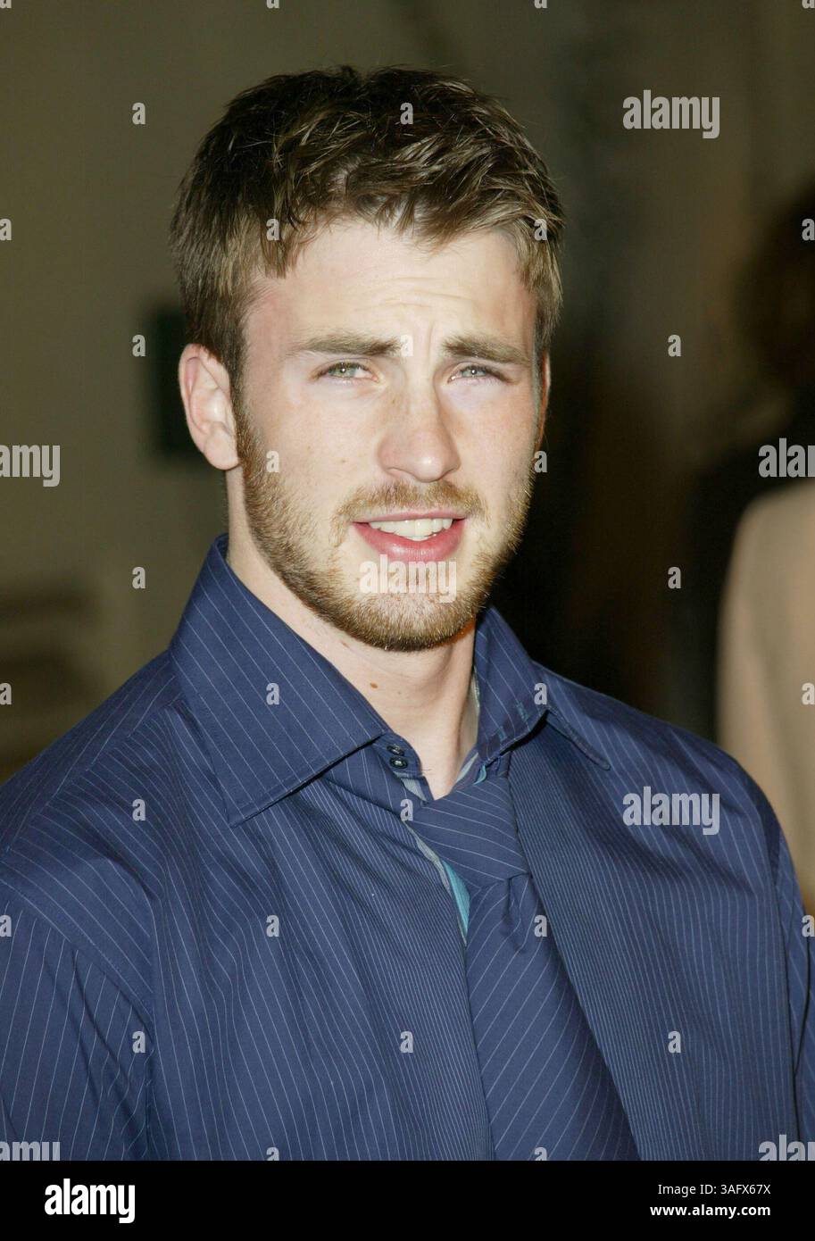 Chris evans actor 2004 hi-res stock photography and images - Alamy