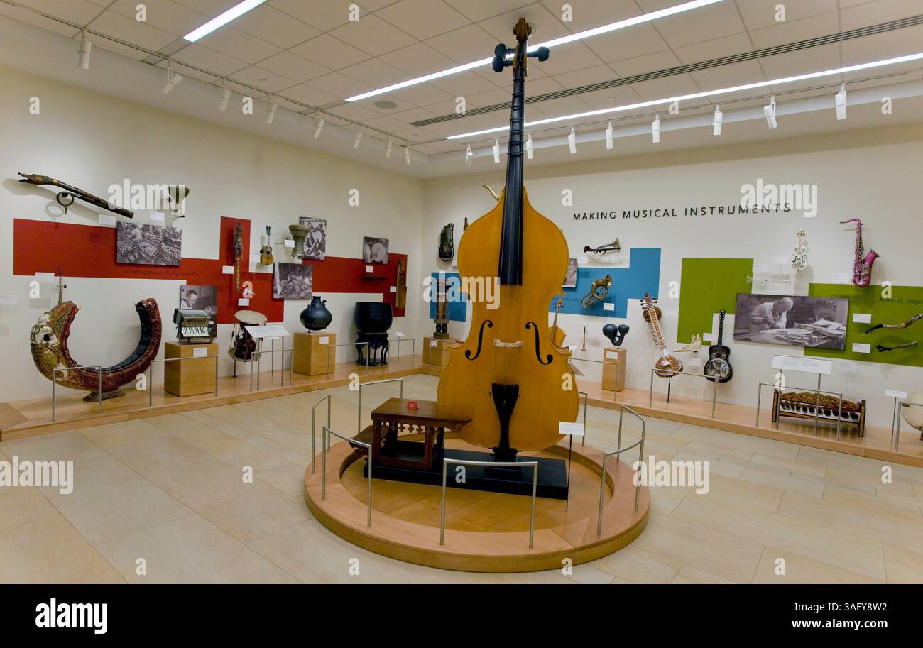 Musical Instrument Houses Piano imagine john lennon hi-res stock photography and images - Alamy