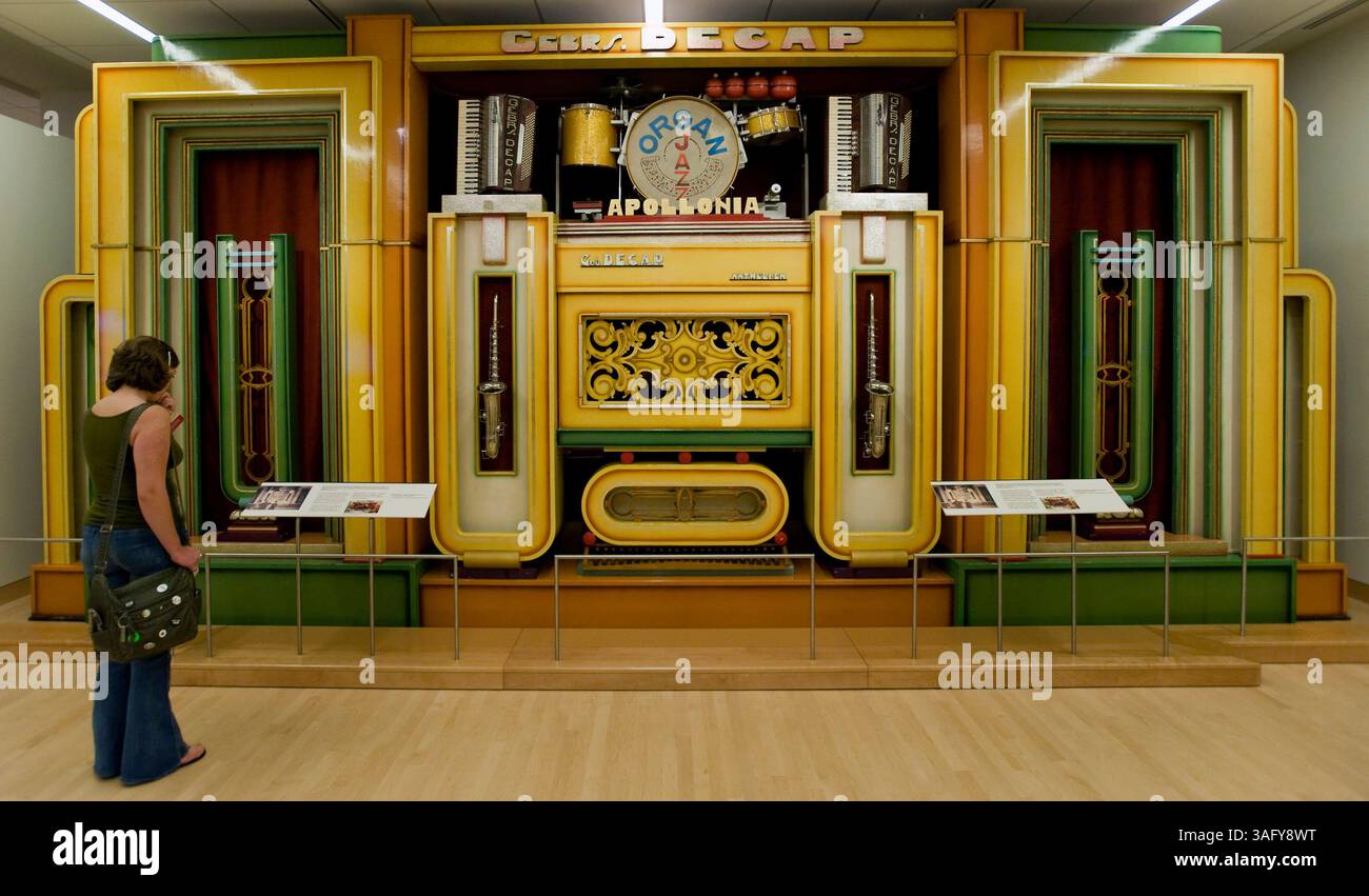April 13, 2012 - Phoeniz, AZ, USA - A Belgian dance organ on display at ...