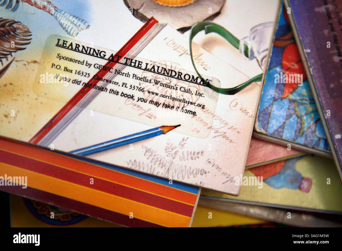 How to read a boo hi-res stock photography and images - Alamy