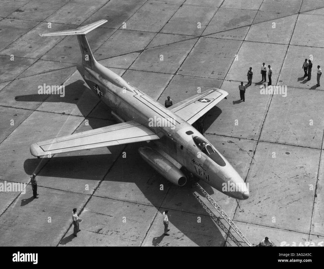 Glenn l martin hi-res stock photography and images - Alamy display picture 1