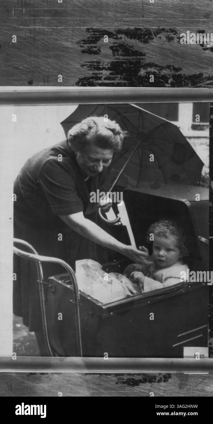 Electoral reform candidate ***** a watch on 15-month-old ***** a South ...