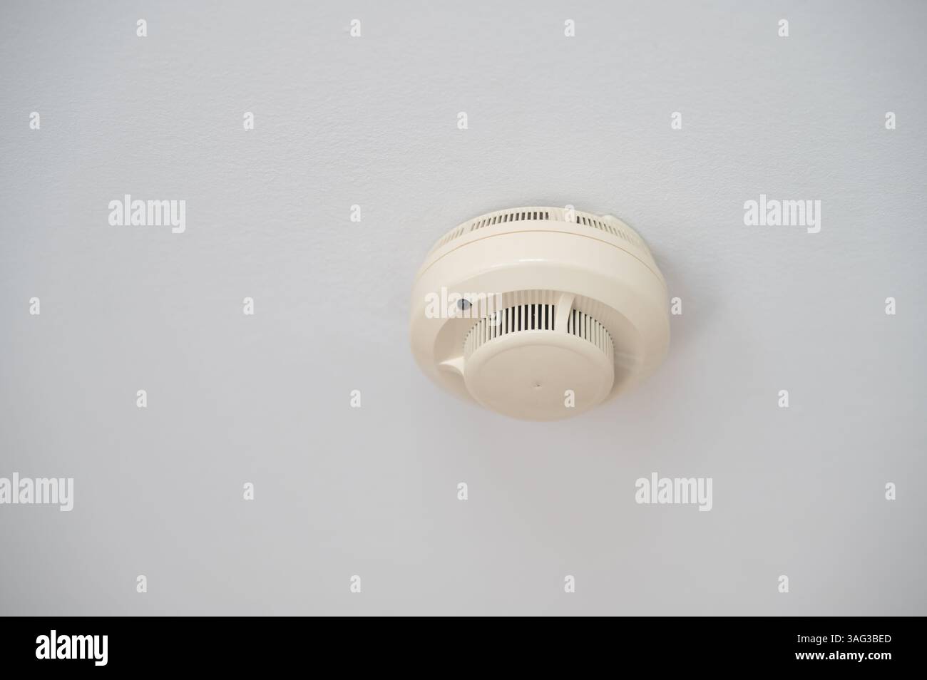Сeiling fire alarm detector, smoke detector Stock Photo