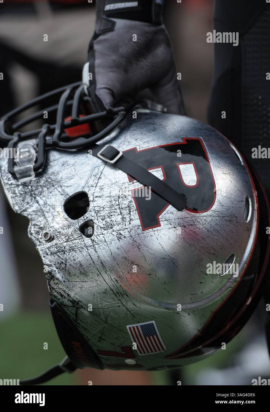 icon airflite qb1 helmet test Icon Airflite Helmet QB1 Blue