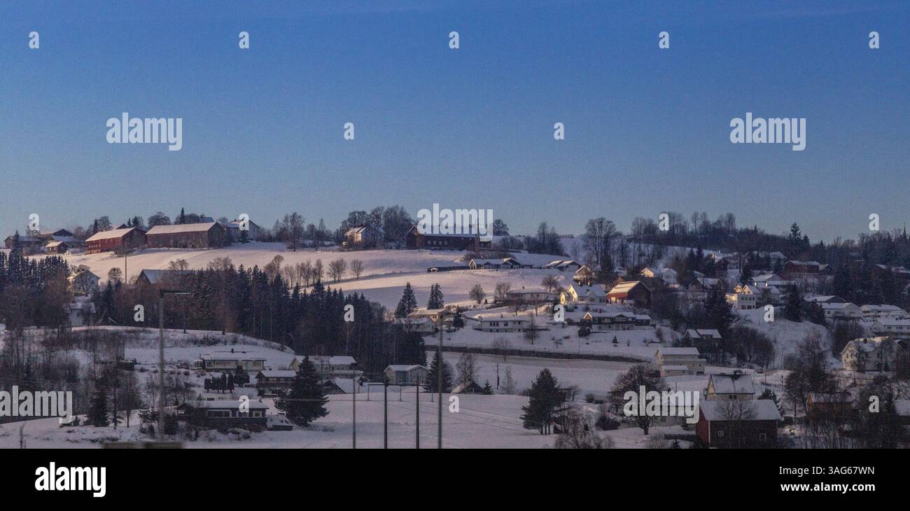 Picturesque sky hi-res stock photography and images - Alamy
