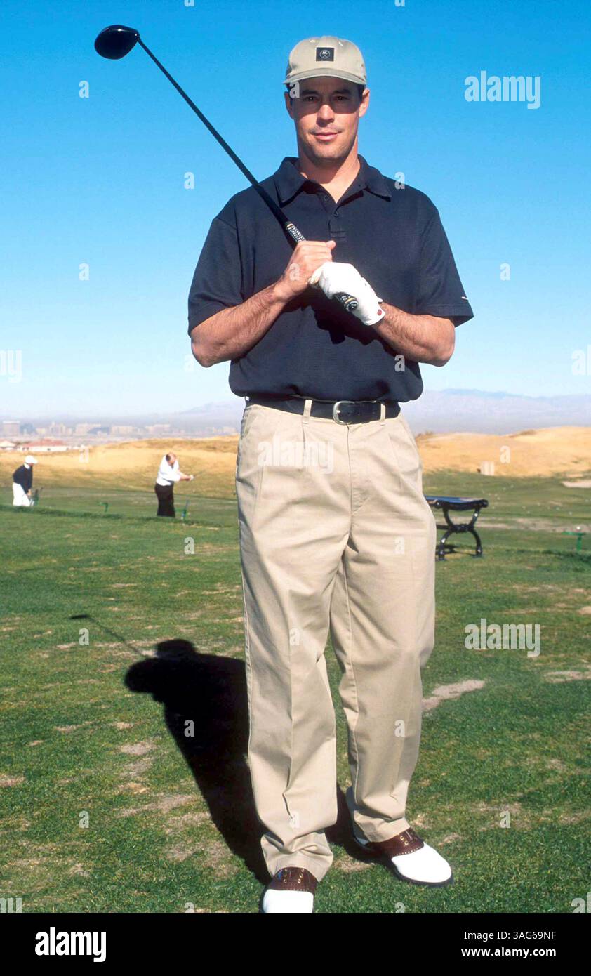Jan 04, 2001; Las Vegas, NV, USA; Baseball Player GREG MADDUX on the driving range practicing his swing @ the 7th annual 'DirecTV Charity Golf Classic.'.  (Credit Image: Mike Valdez/ZUMAPRESS.com) Stock Photo