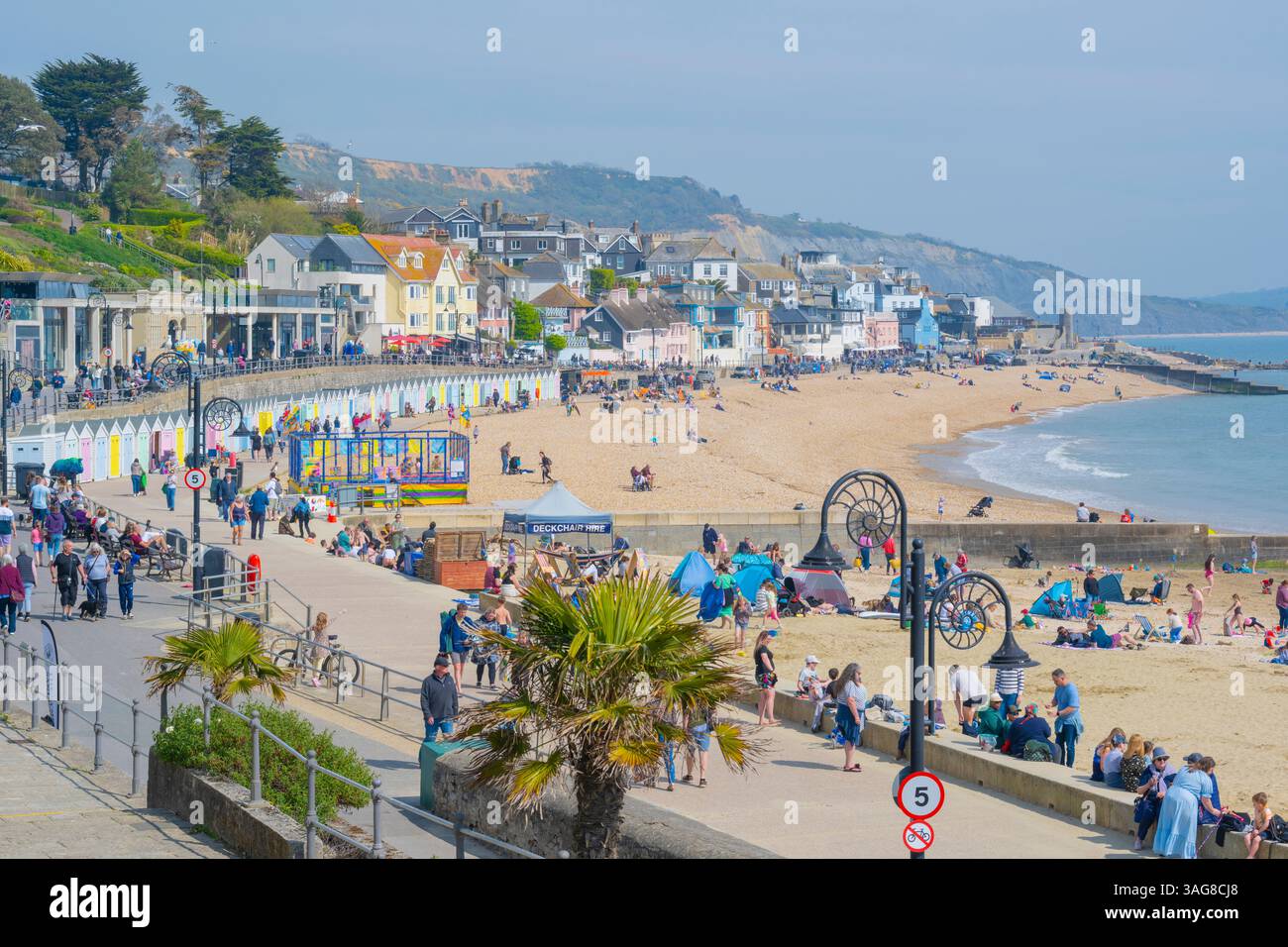 Hot weather 2025 hi res stock photography and images Alamy Hot weather 2025 hi res stock photography and images Alamy