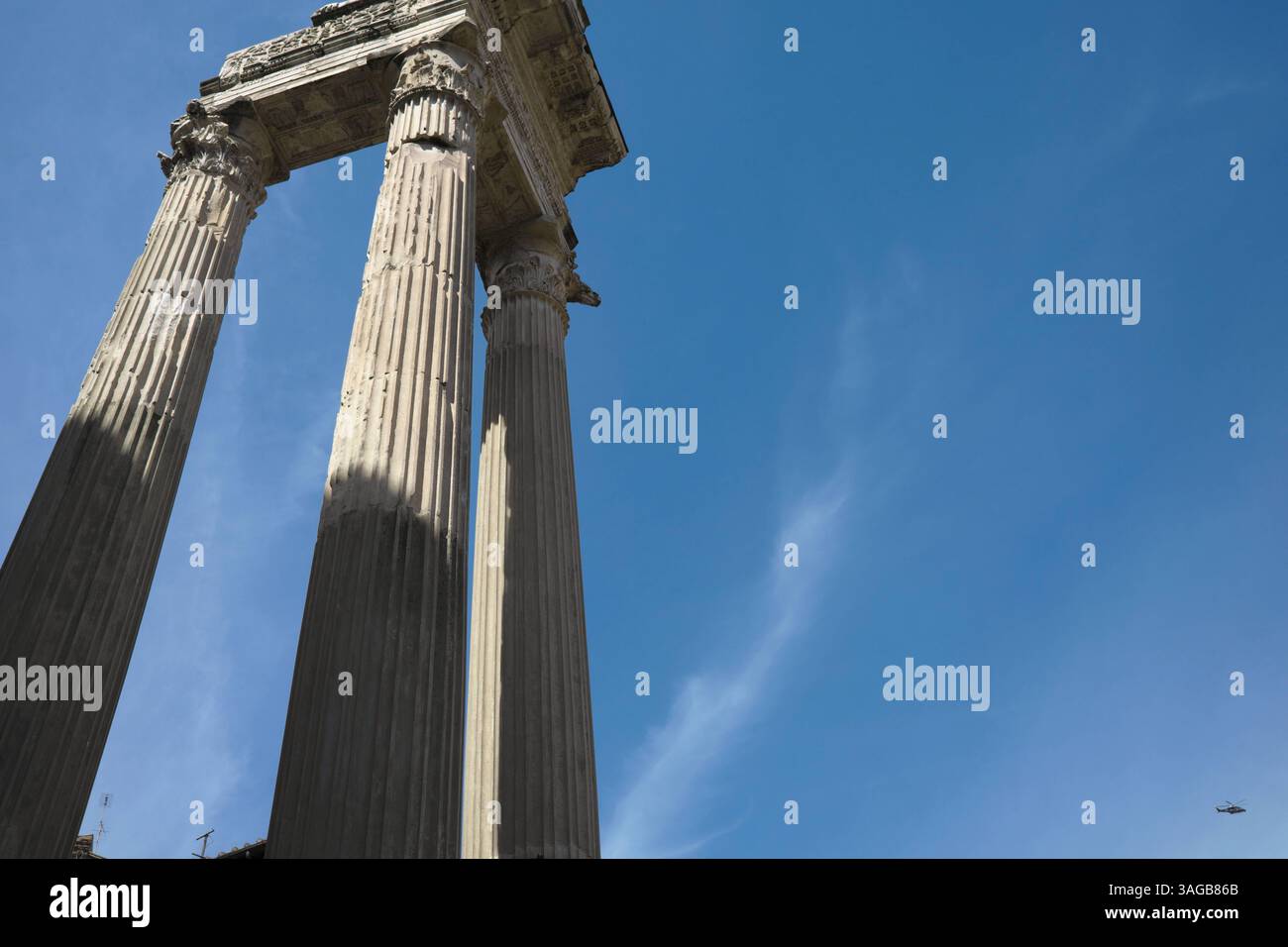 Rom, Latium, Italien, ITA - Tempel des Apollo Sosianus 14.09.2021, Rom ...