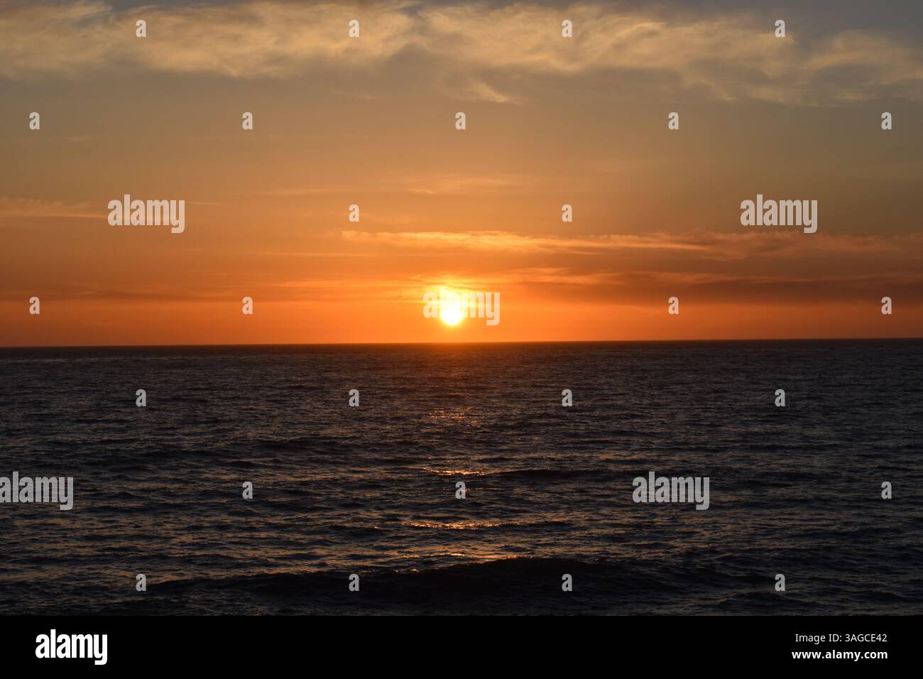 Golden Hour Over the Pacific: A Serene Sunset at Moonstone Beach, Cambria - Stock Image