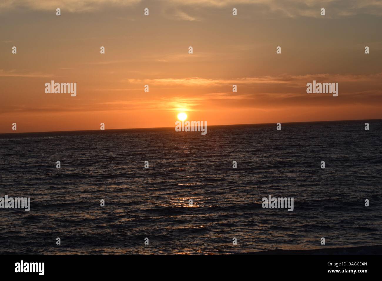 Golden Hour Over the Pacific: A Serene Sunset at Moonstone Beach, Cambria - Stock Image