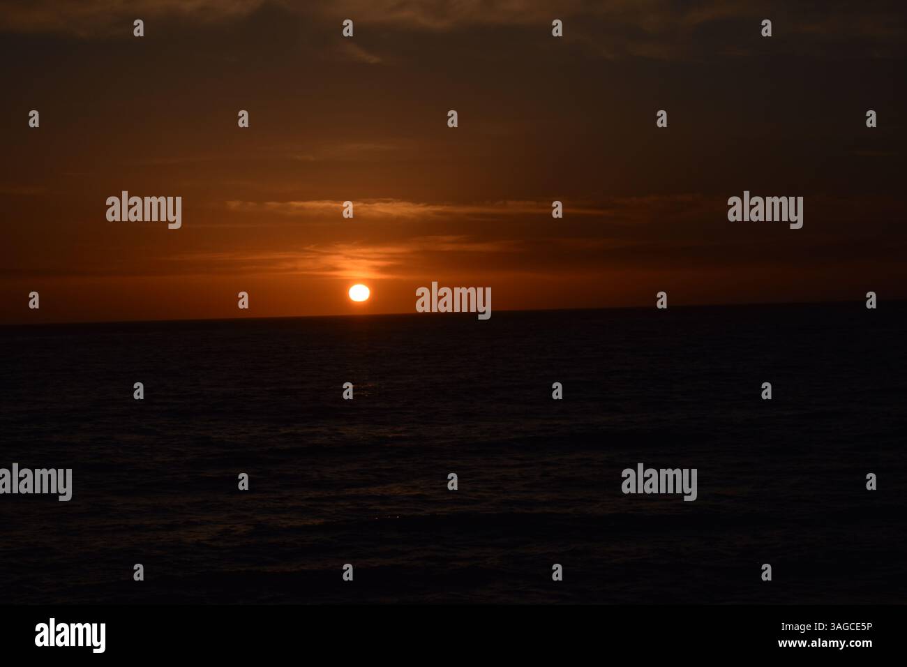 Golden Hour Over the Pacific: A Serene Sunset at Moonstone Beach, Cambria - Stock Image