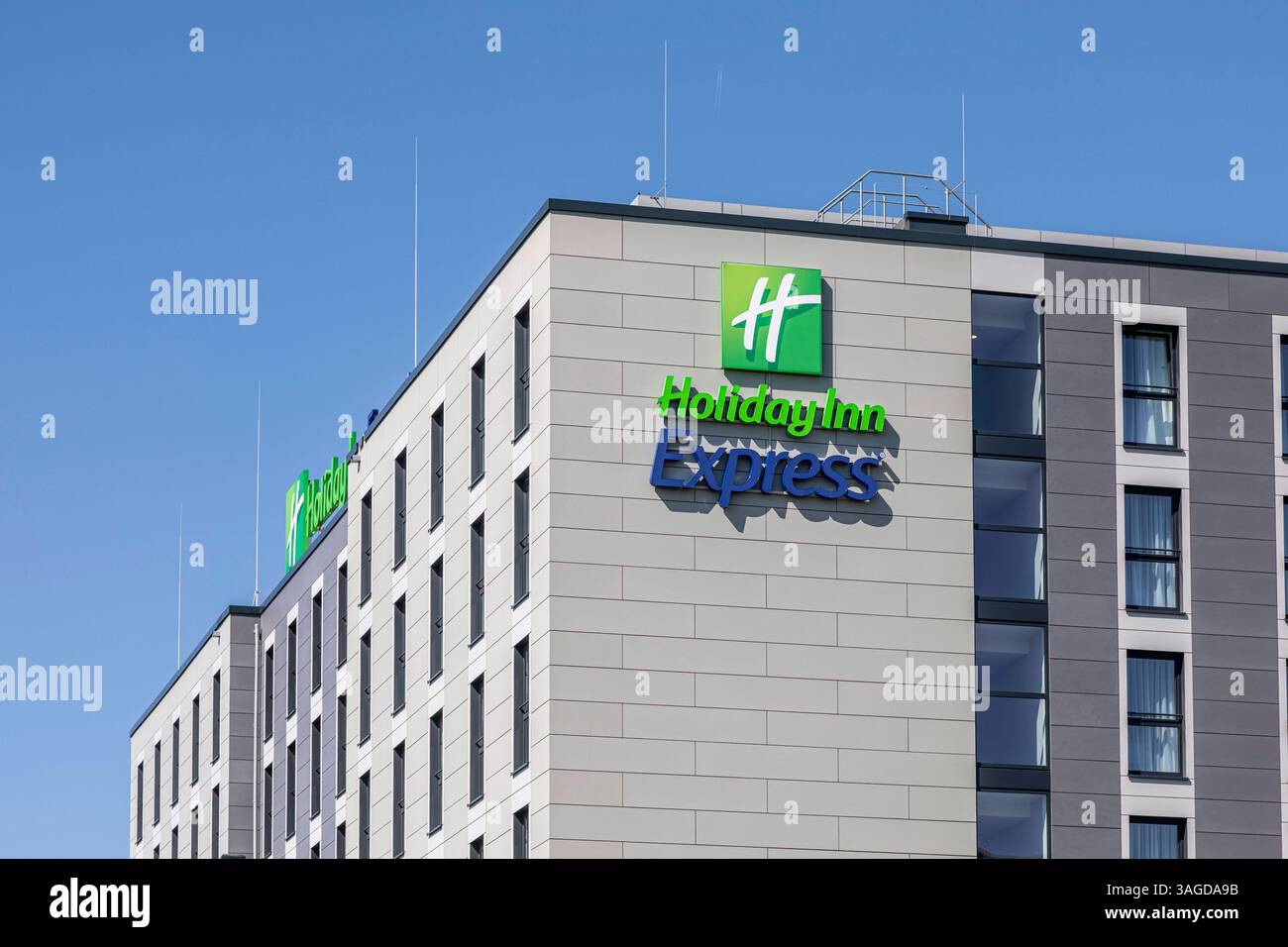 holiday inn express düsseldorf flughafen