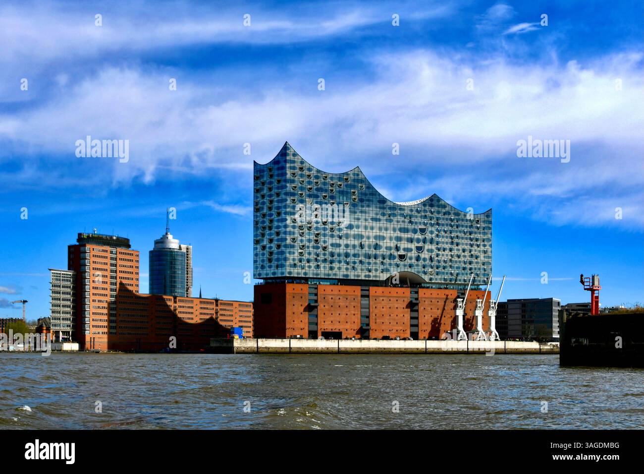 the-elbphilharmonie-building-in-hamburg-stock-photo-alamy