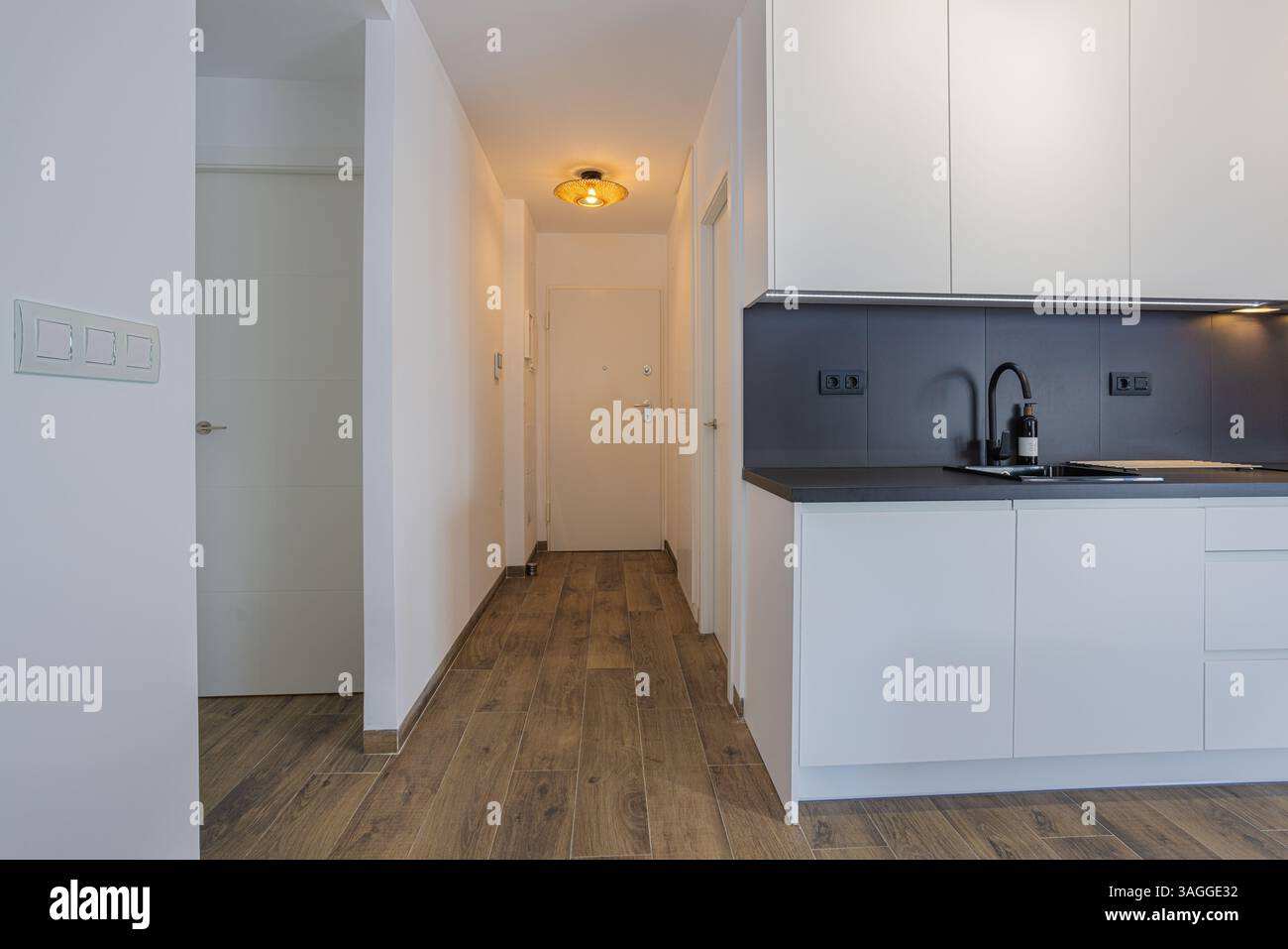 A closer look at Modern Textured Apartment With Textured Flooring And City View