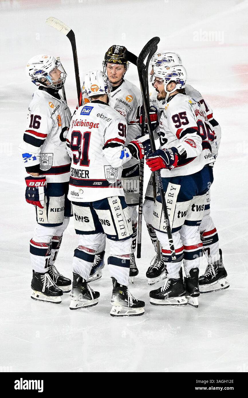 Eishockey DEL2 - Playoff Halbfinale Spiel 5: Krefeld Pinguine Vs