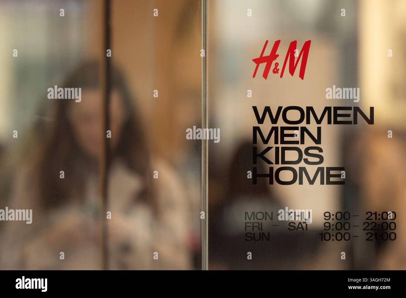 A view of an H&M storefront on the 5th Avenue in New York, Tuesday ...