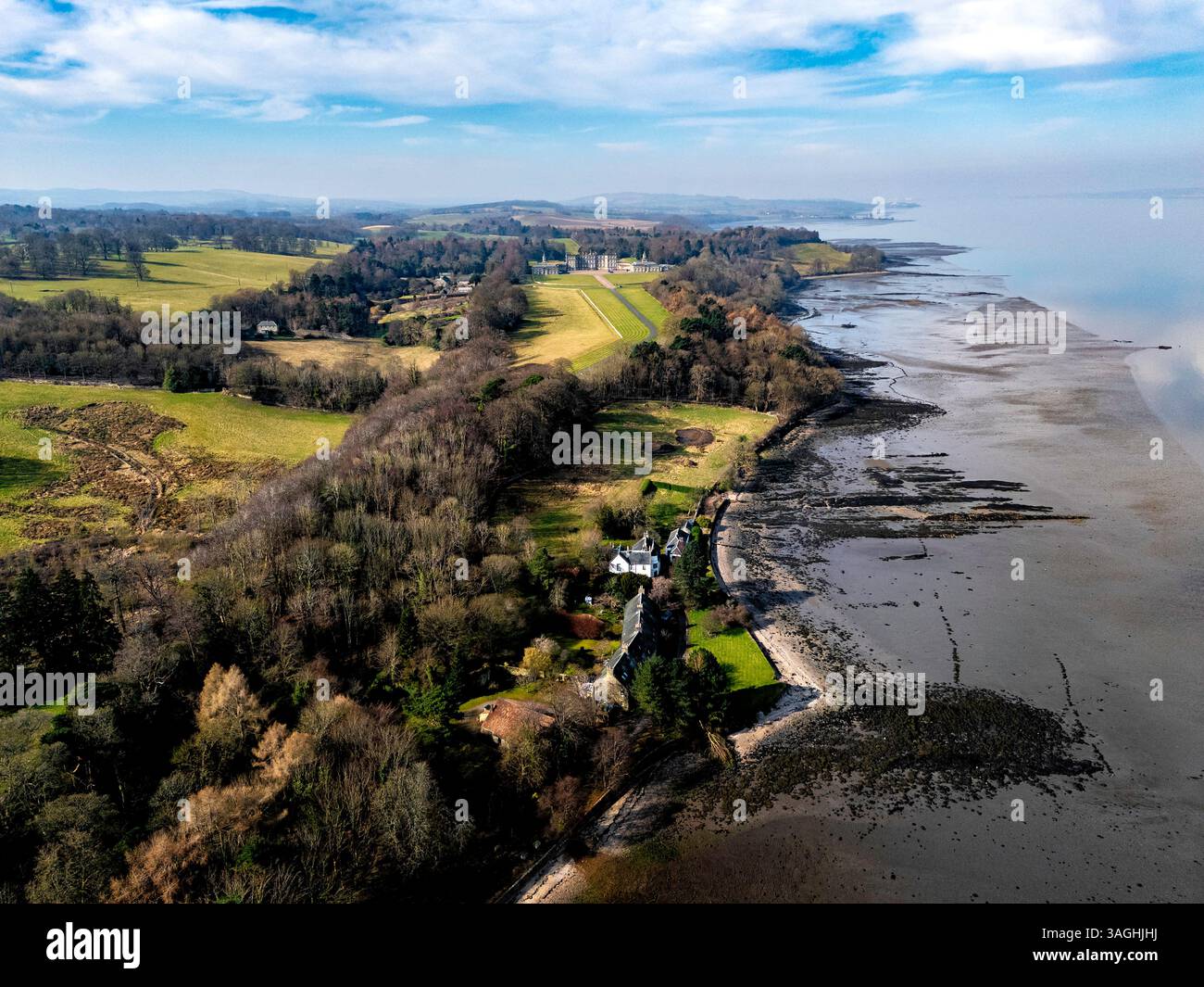 Looking west along the Firth of Forth to Hopetoun House from South ...