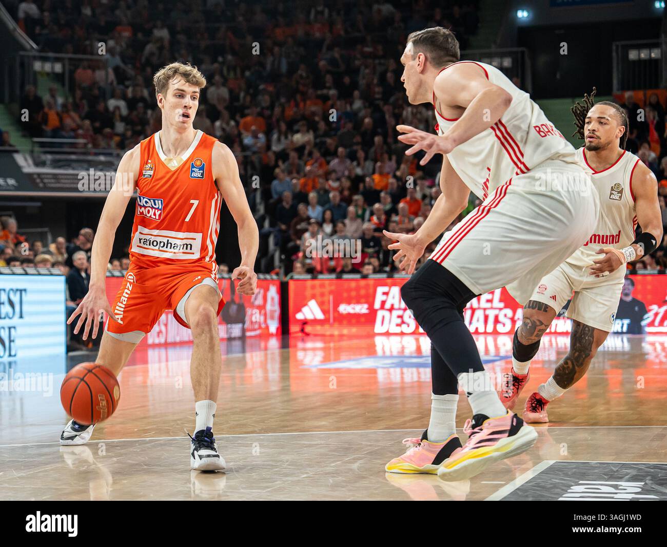 Tobias Jensen Ratiopharm Ulm 07 Am Ball Ratiopharm Ulm Vs FC tobias-jensen-ratiopharm-ulm-07-am-ball-ratiopharm-ulm-vs-fc
