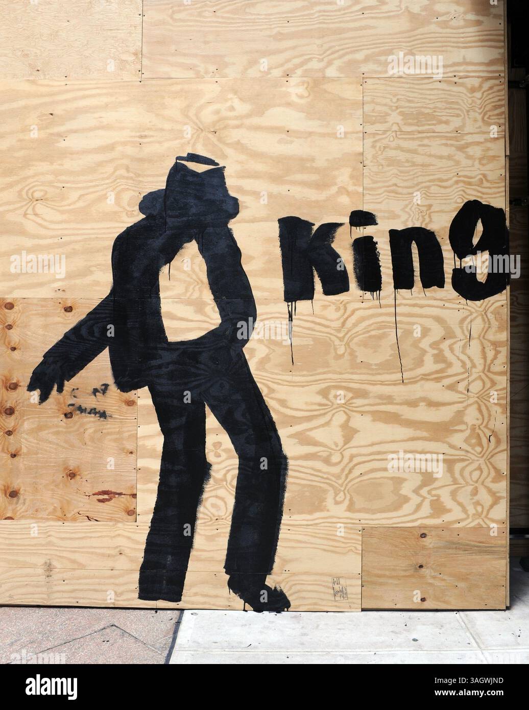 Michael jackson death mural hi-res stock photography and images
