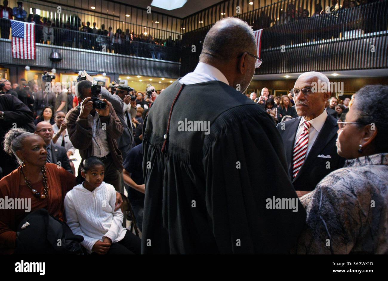 Oct 26, 2009 (jwwharton3) Photo by Jim Weber: After winning a sound victory in this month's special election to fill Willie Herenton's vacated seat, Memphis' new Mayor AC Wharton is sworn in Monday afternoon in the Hall of Mayors at City Hall. (Credit Image: © The Commercial Appeal/ZUMApress.com) Stock Photo
