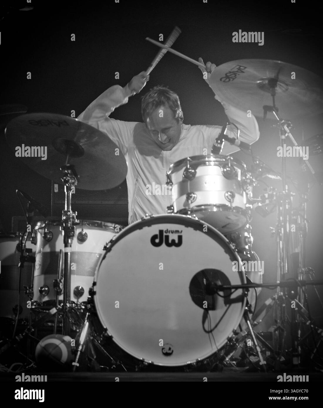 Oct 25, 2009 - Hollywood, California, USA - PATRICK WILSON of WEEZER performs live at 'The Hollywood Palladium'. (Credit Image: © Adam Latham/ZUMA Press) Stock Photo