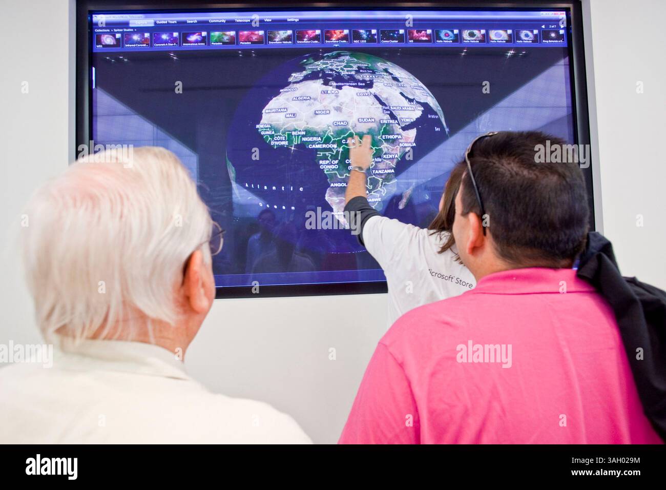 Microsoft surface table hi-res stock photography and images - Alamy