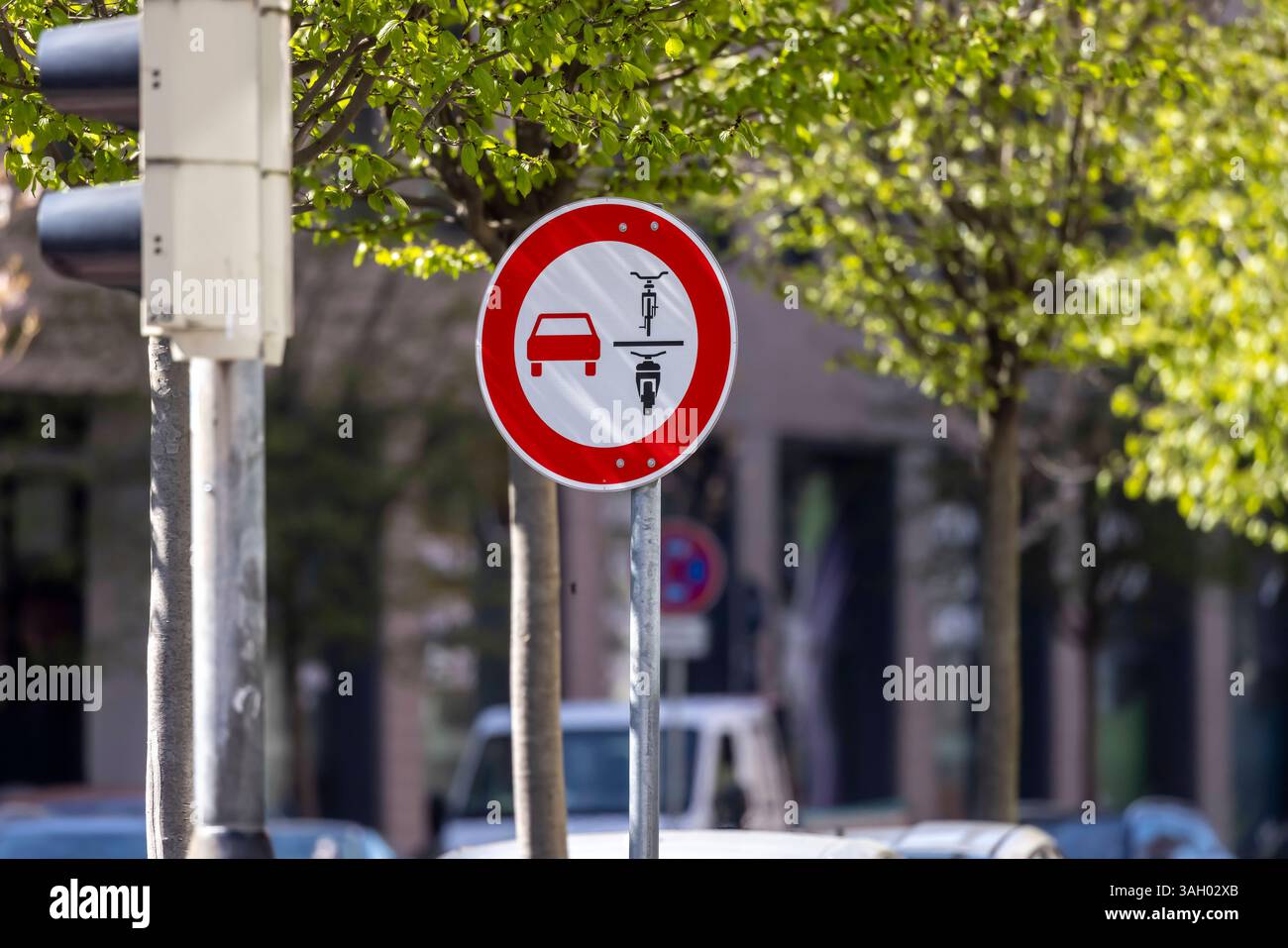 Sign 277 Verkehrszeichen 277.1. Verbot des Überholens von einspurigen Fahrzeugen ...