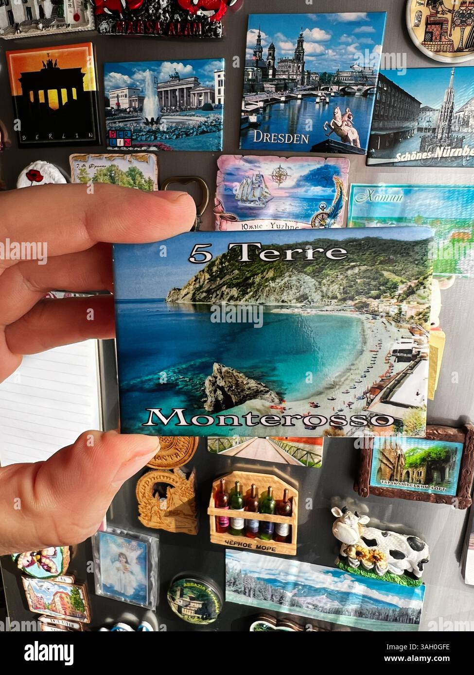 Magnete Frigorifero Souvenir Kiev Ucraina – Forma 7x6 Cm, In Resina, Idea Regalo Di Viaggio - 2
