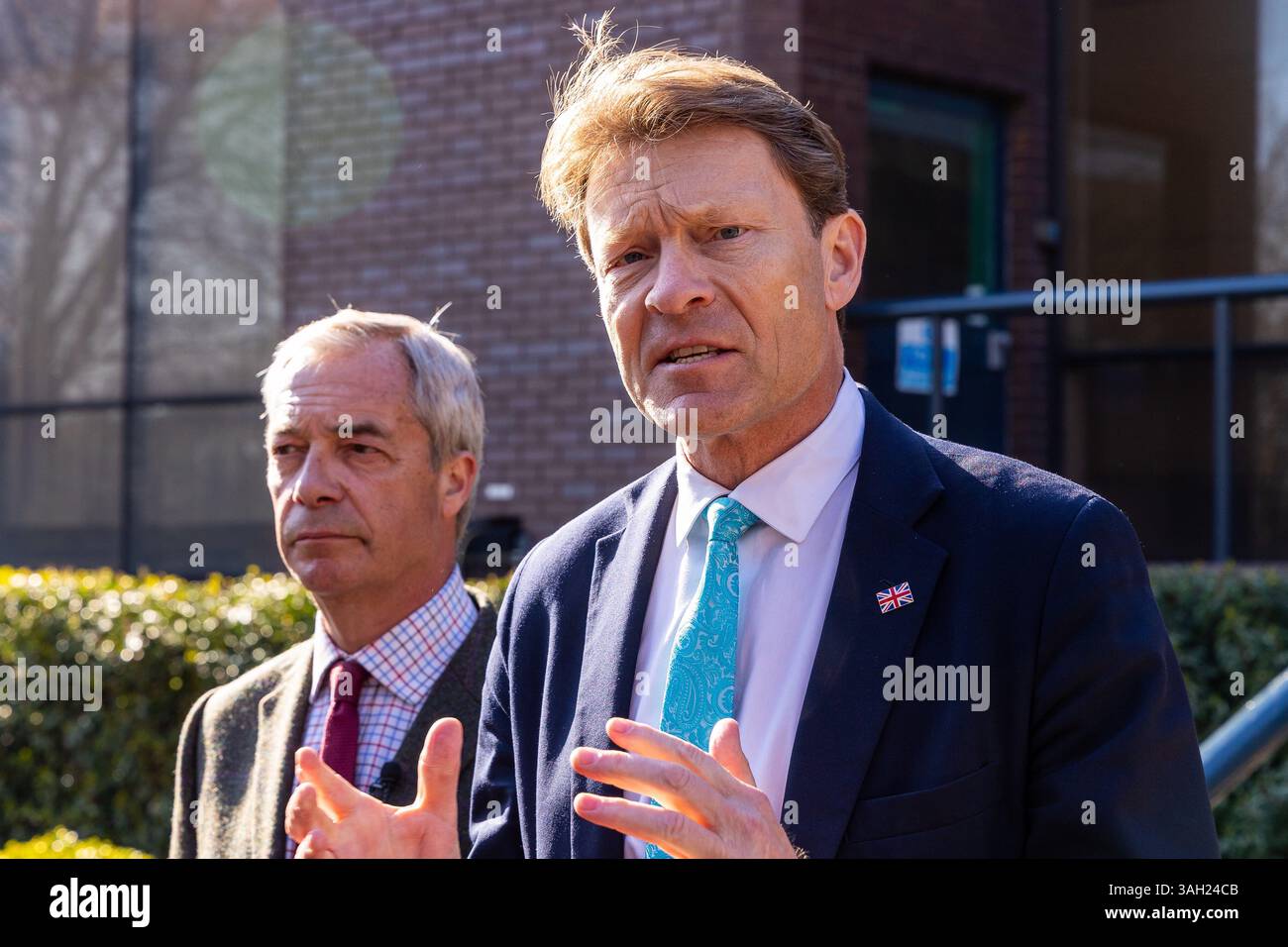 Scunthorpe, UK. 08th Apr, 2025. Nigel Farage and Richard Tice visit the blast furnace and hold a press conference outside the British Steel plant in Scunthorpe to boost calls for nationalisation of the site. Credit: Neil Terry/17�Թ����� Live News Stock Photo