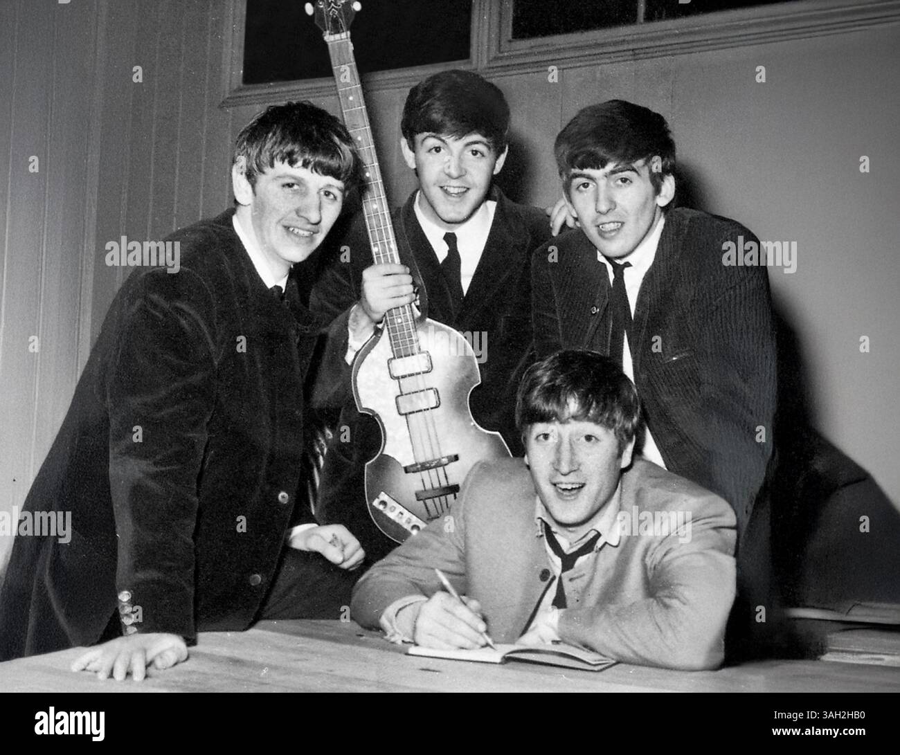 John paul george ringo hi-res stock photography and images