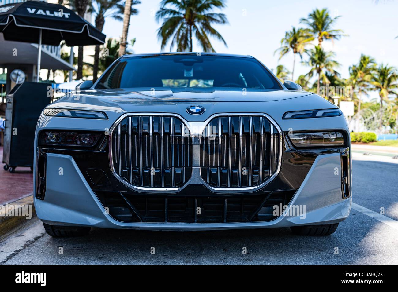Miami, Florida, USA - November 21, 2024: grey BMW i7 2024 electric ...