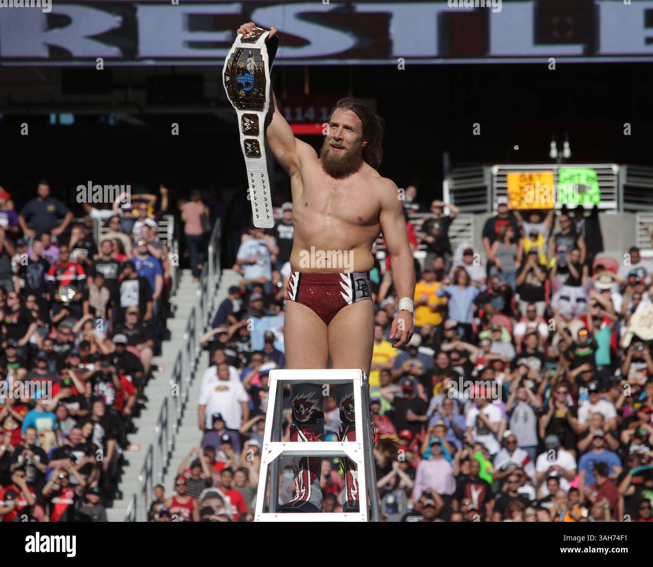 Daniel bryan hi-res stock photography and images - Alamy, image size:1300x1130