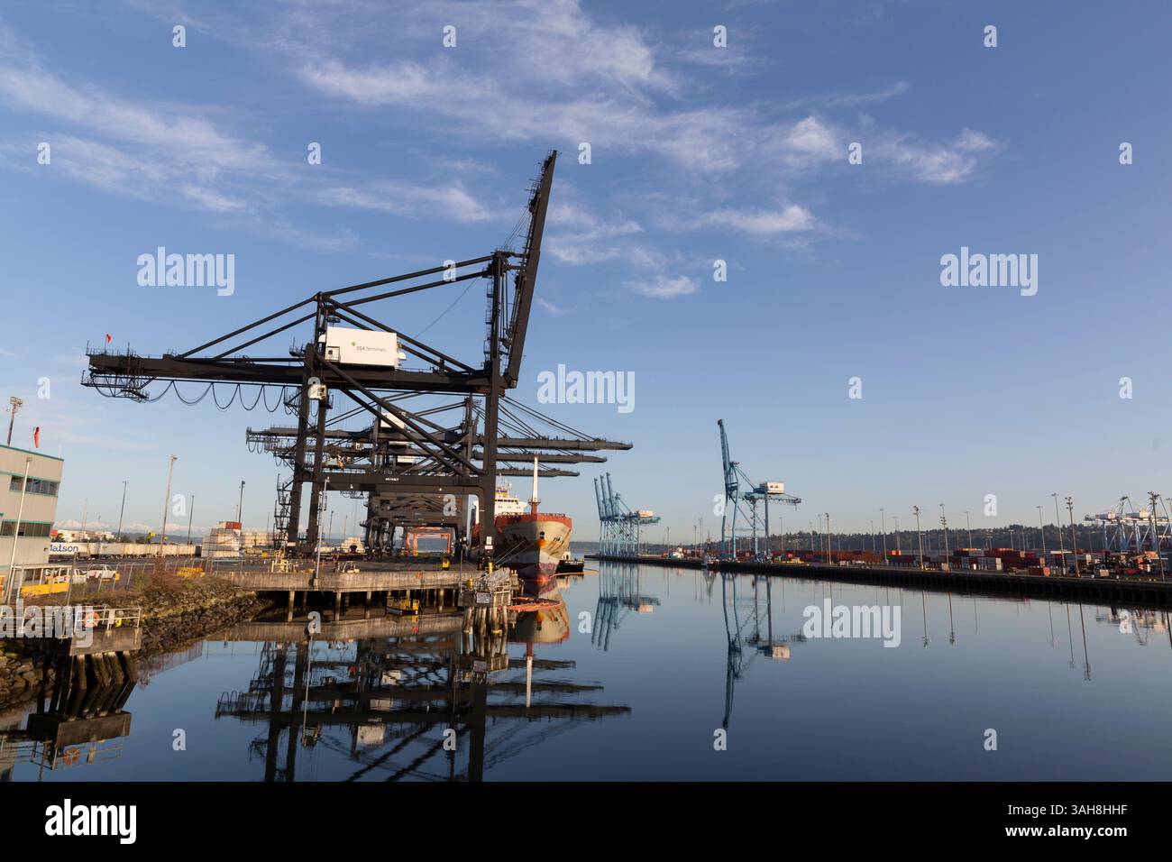 Tacoma, Washington, USA. 9th April, 2025. The container ship Matson Kodiak docked along the Sitcom Waterway at the Port of Tacoma. The global trade war intensifies as China and the European Union respond to the Trump administration’s aggressive new tariffs. Credit: Paul Christian Gordon/Alamy Live News Stock Photo