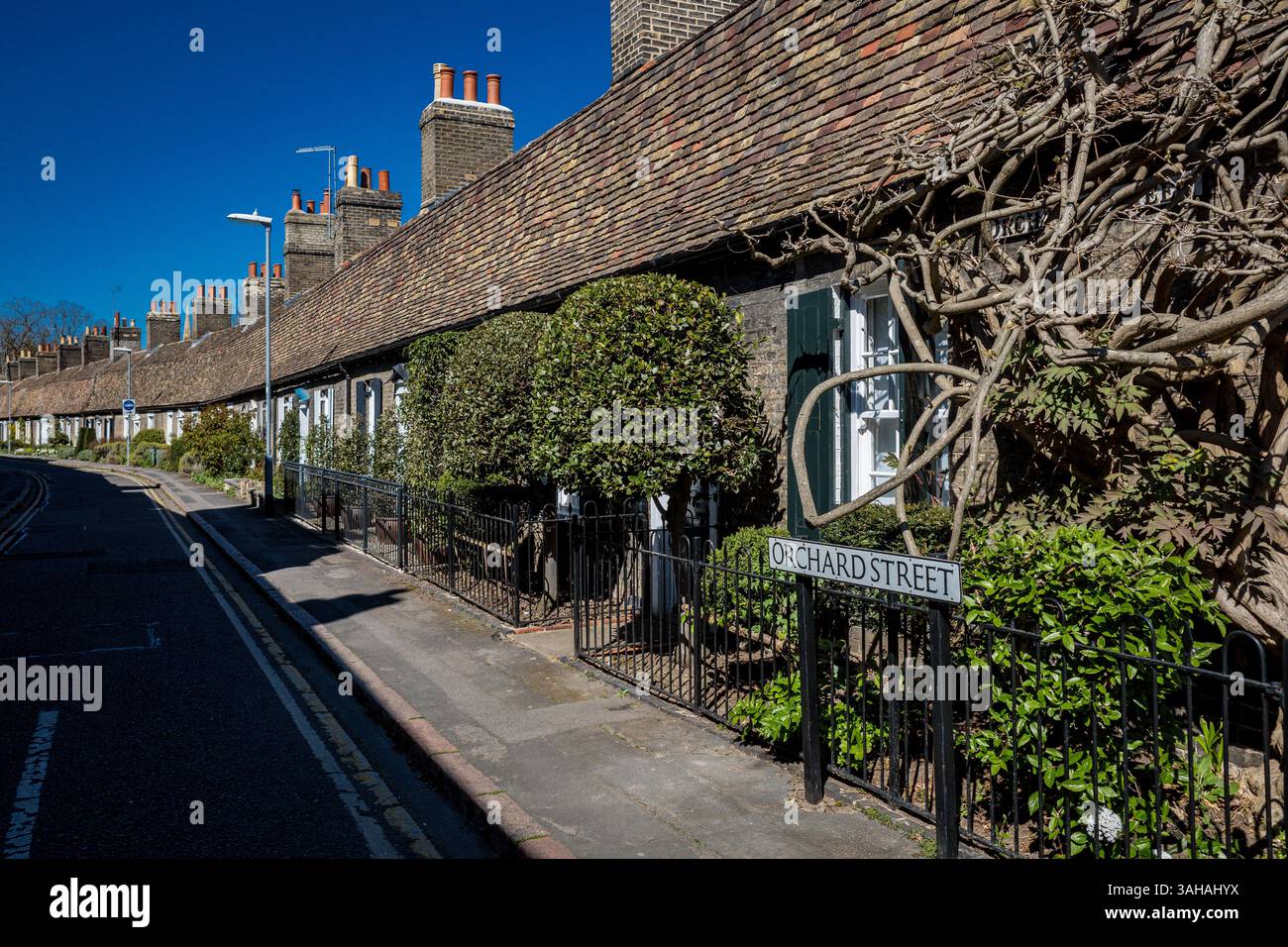 Orchard Street Cambridge - early 19th Century single storey cottages in central Cambridge UK. Stock Photo