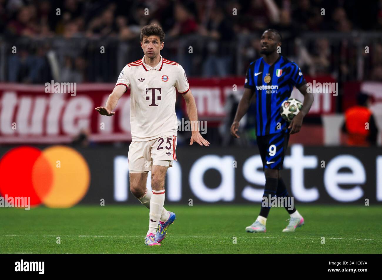 Munich, Germany. 8 April 2025. Thomas Muller of FC Bayern Munchen