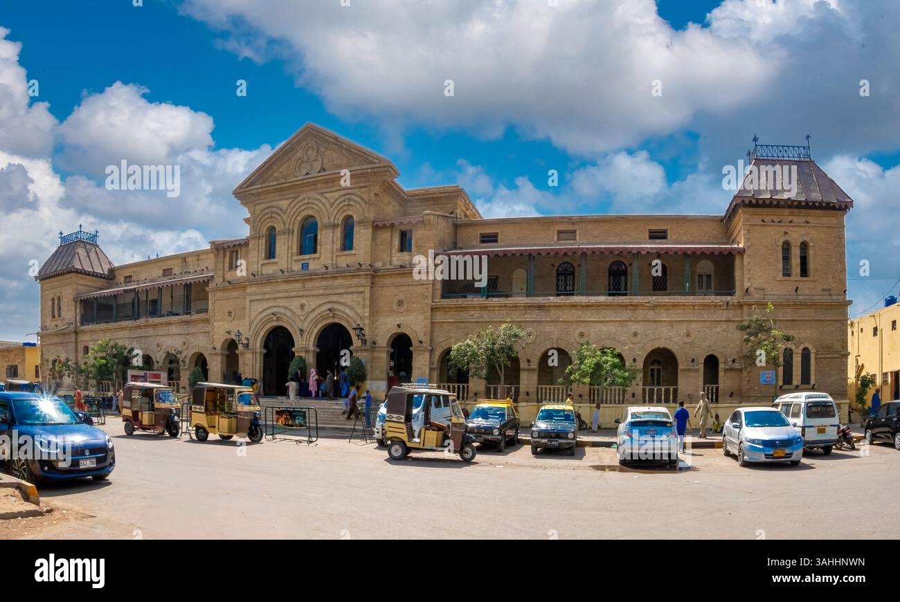 Pakistan railways hi-res stock photography and images - Alamy