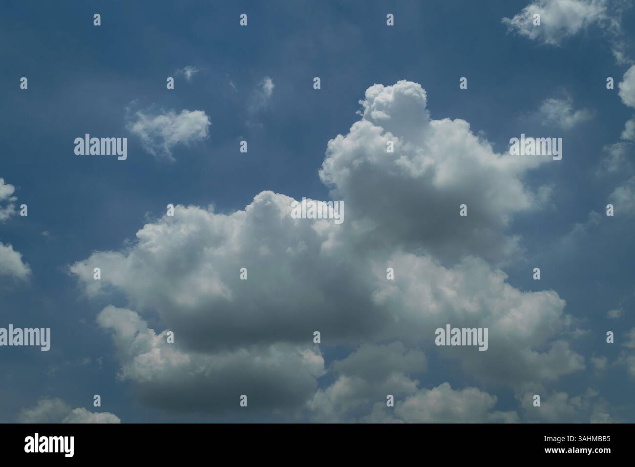 Nature cloudscape with blue sky and white cloud Stock Photo - Alamy